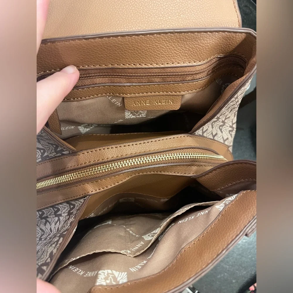 Three pocket Anne Klein backpack w/ wallet - Picture 4 of 5